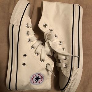 Shanzu Sport tennis shoes